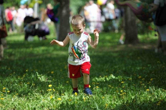 фото маленькие внучек в парке