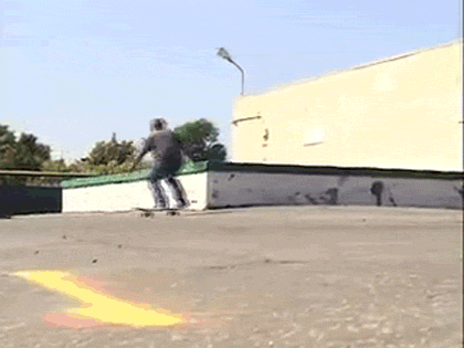 gif скейтборд