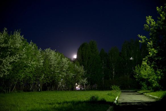 в прятки с луной