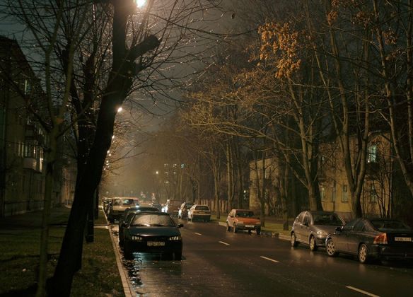 по улицам города