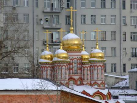 фотография в каждую комнату по своему кресту.